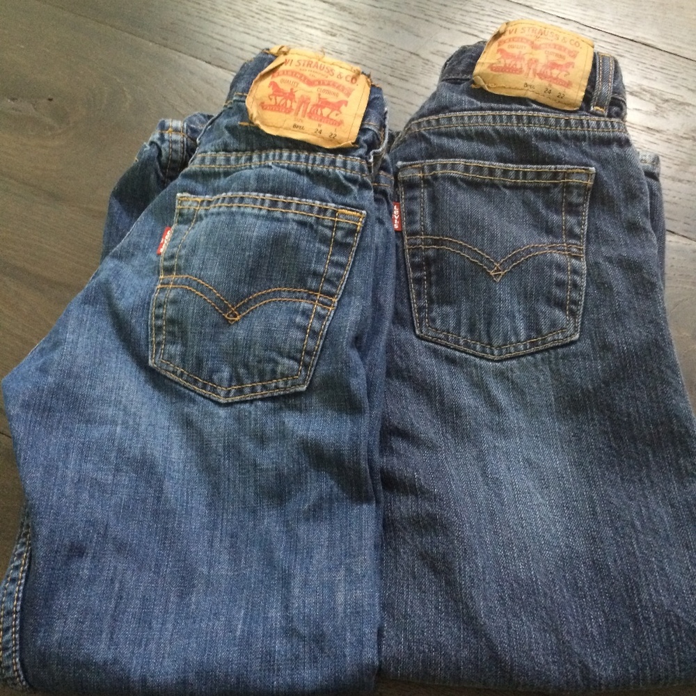 2 Pairs Youth 8 Levis